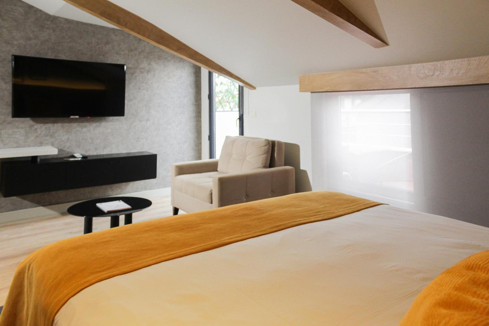 Hotel Dugi *